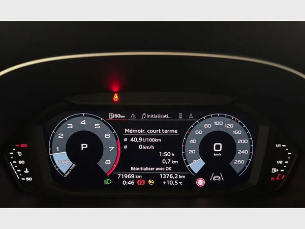 Audi Q3 (2022) — foto 4 van 24