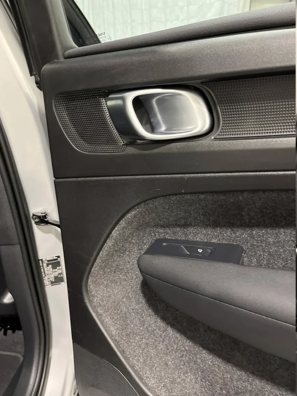 Volvo XC40 PHEV (2022) — foto 35 van 42