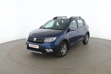 Dacia Sandero adebbe41-2ea0-419f-8069-4f3ceba8e47c