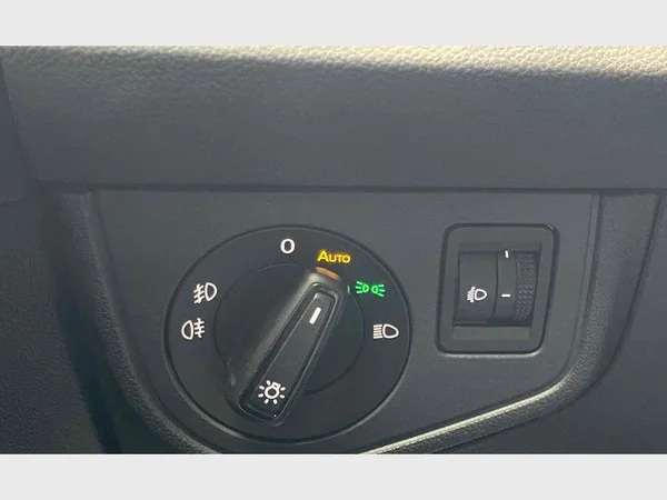 VOLKSWAGEN Taigo (2026) — foto 8 van 18