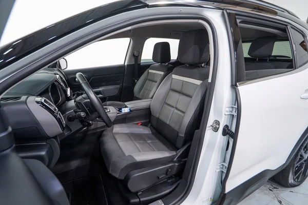 Citroen C5 Aircross PHEV (2021) — foto 5 van 60