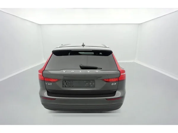 VOLVO V60 (2023) — foto 28 van 36