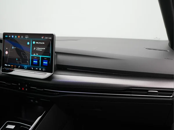 VOLKSWAGEN Golf VIII (2026) — foto 5 van 10