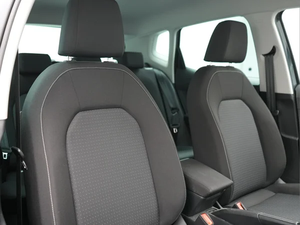 SEAT Arona (2023) — foto 3 van 38