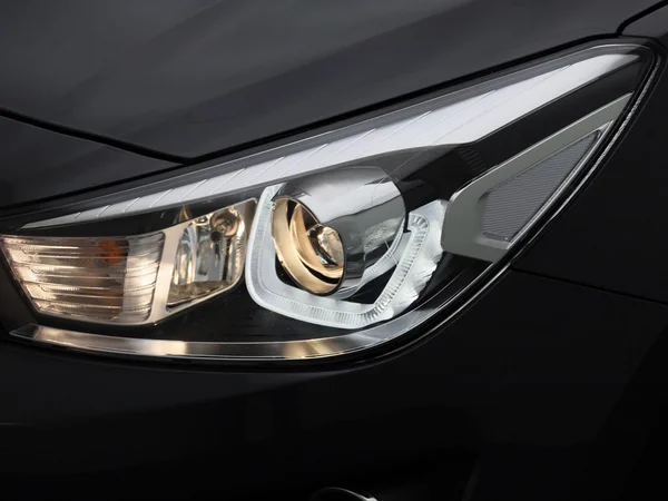 Kia Rio (2023) — foto 5 van 38