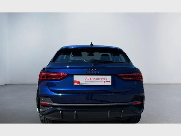 Audi Q3 Sportback (2022) — foto 24 van 29