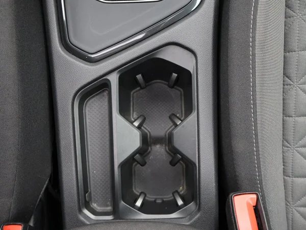 VOLKSWAGEN Tiguan eHybrid (PHEV) (2023) — foto 11 van 33