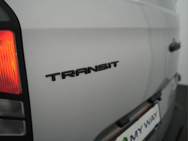 FORD Transit Custom 300L Fou Lwb Diesel (2024) — foto 39 van 47