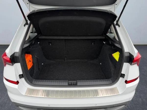 SKODA Kamiq (2022) — foto 24 van 31