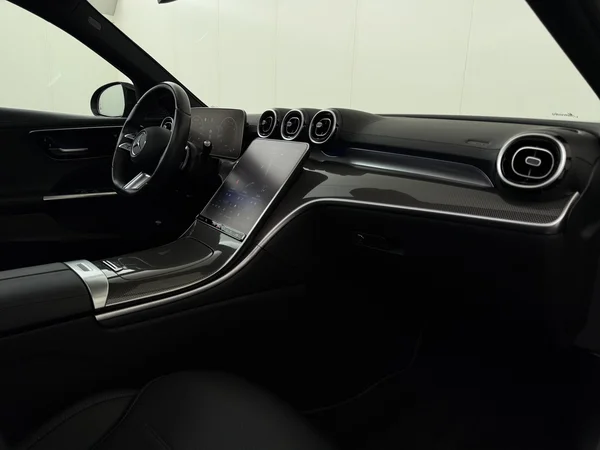 MERCEDES C 180 (2022) — foto 3 van 30