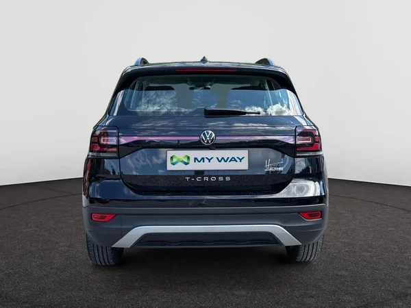 VOLKSWAGEN T-Cross (2022) — foto 13 van 18