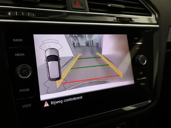 Volkswagen Tiguan (2020) — foto 14 van 27