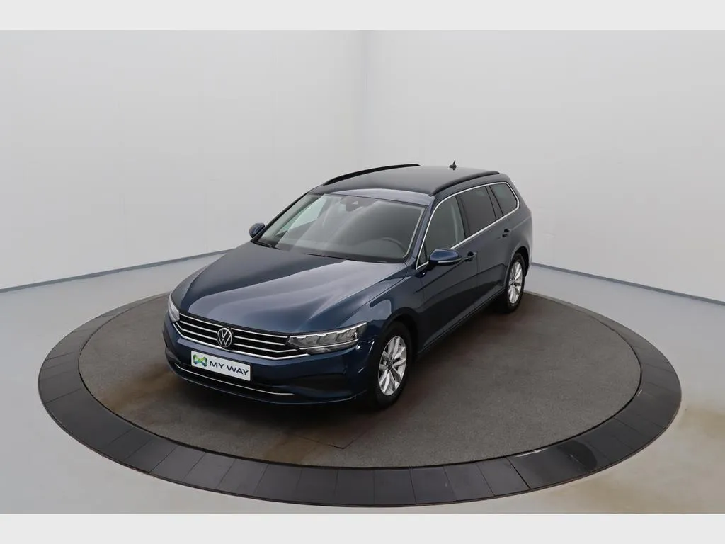VOLKSWAGEN Passat SW 1122_113524_2023