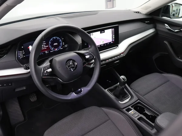 Škoda Octavia (2024) — foto 10 van 27