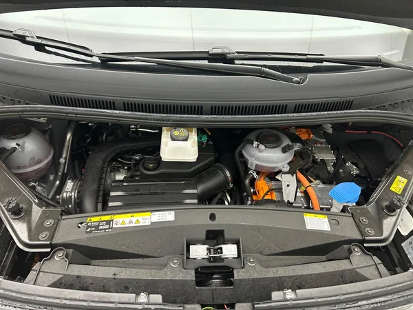 VOLKSWAGEN Multivan T7 Long eHybrid (PHEV) (2026) — foto 14 van 23