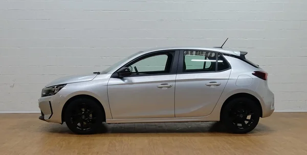 Opel Corsa (2024) — foto 21 van 23
