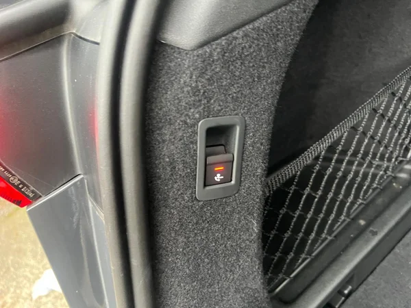 AUDI A6 Avant e-tron (2025) — foto 15 van 24