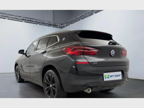 BMW X2 (2021) — foto 22 van 25