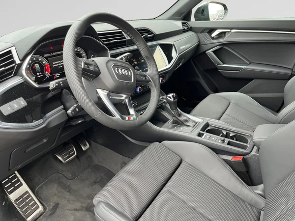 AUDI Q3 Sportback (2026) — foto 17 van 24