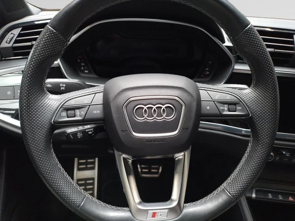 AUDI Q3 (2024) — foto 5 van 22