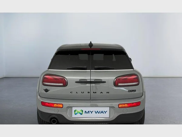 MINI Mini Clubman (2022) — foto 18 van 20