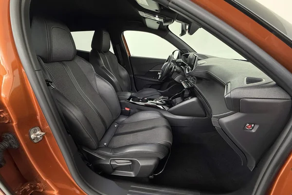 Peugeot 2008 (2020) — foto 5 van 37