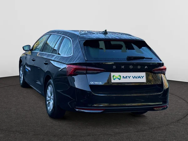 SKODA Octavia Combi (2025) — foto 18 van 24