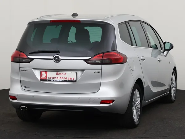 OPEL Zafira (2017) — foto 20 van 26