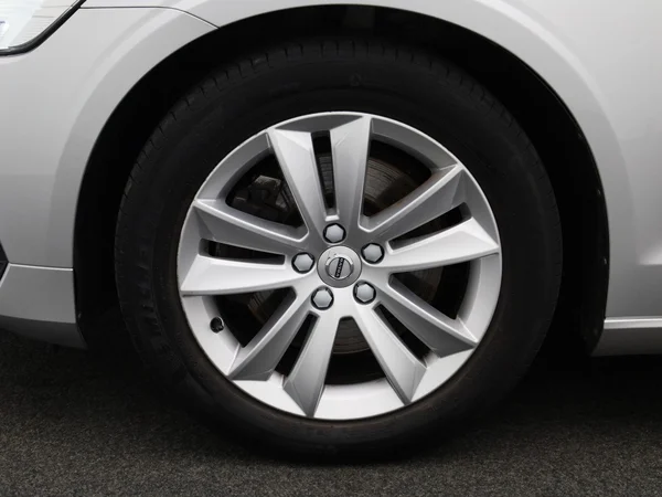 Volvo V60 (2022) — foto 9 van 44