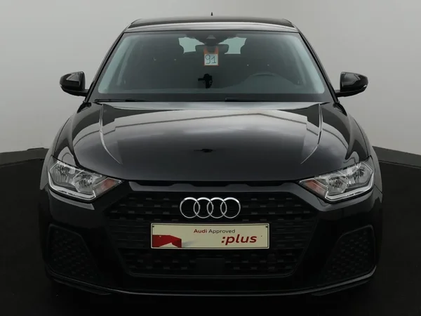 Audi A1 Sportback (2024) — foto 25 van 27