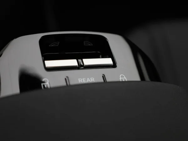Volvo EX30 (2024) — foto 9 van 39