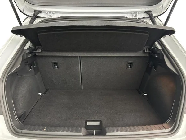AUDI A1 Allstreet (2023) — foto 9 van 28