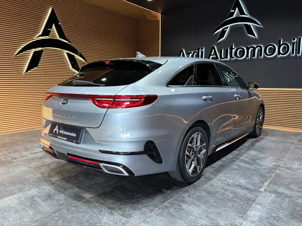 Kia Proceed (2020) — foto 21 van 26