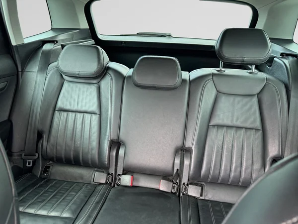 SKODA Karoq (2018) — foto 15 van 15
