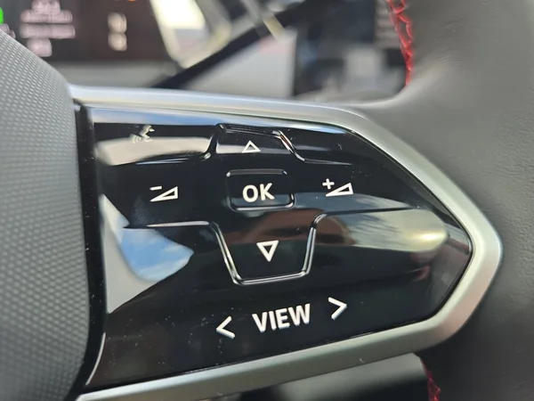 VOLKSWAGEN ID.5 (2024) — foto 4 van 31