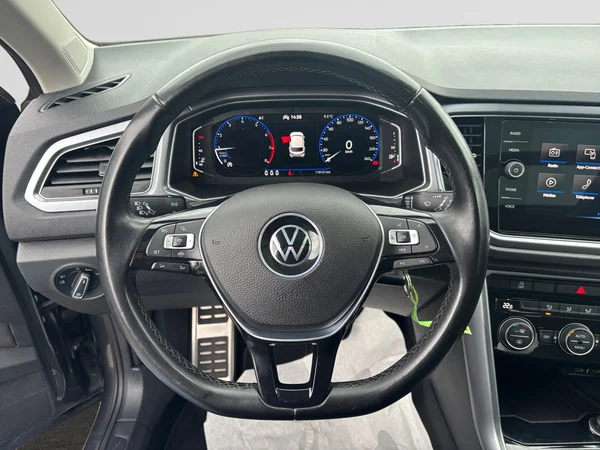 VOLKSWAGEN T-Roc (2021) — foto 5 van 18