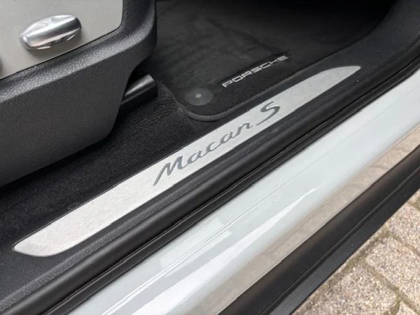PORSCHE Macan S (2023) — foto 22 van 31