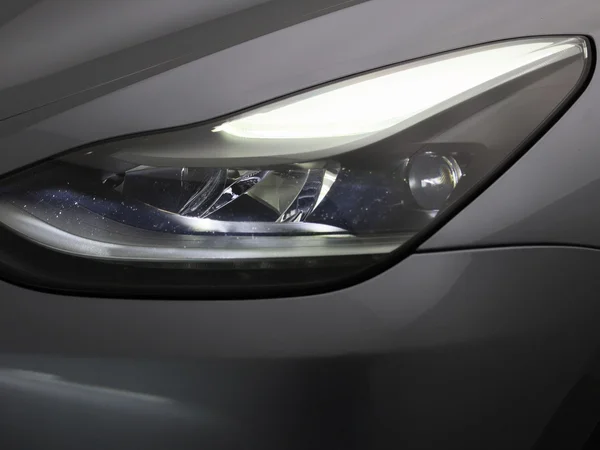 Tesla Model Y (2023) — foto 7 van 41