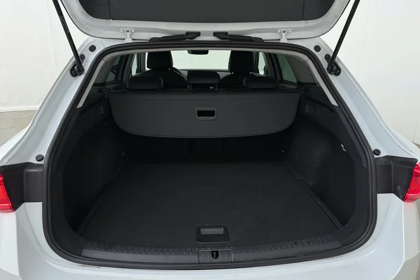 Seat Leon ST (2021) — foto 15 van 19
