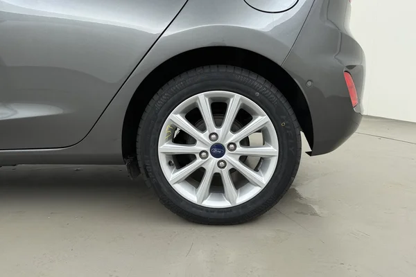 Ford Fiesta (2018) — foto 17 van 20