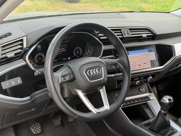 AUDI Q3 Sportback (2022) — foto 20 van 21