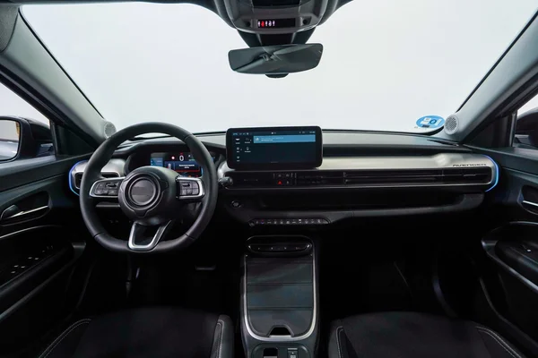Jeep E-Avenger (2024) — foto 4 van 74