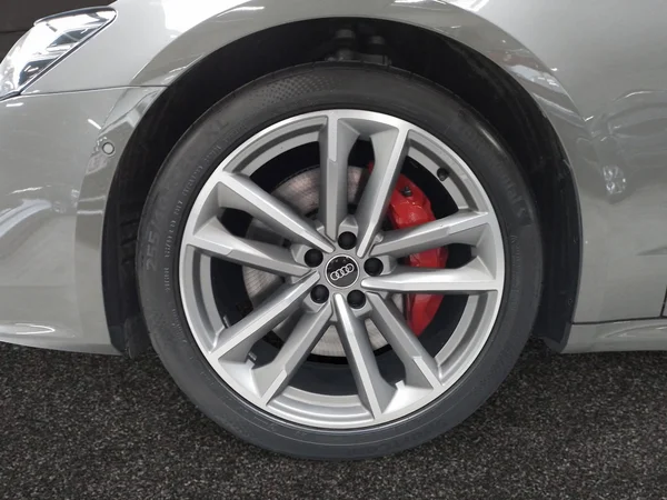 AUDI A7 Sportback PHEV (2025) — foto 11 van 16