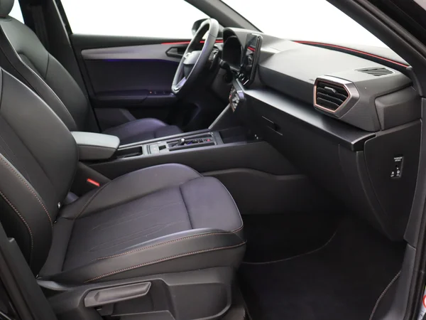 CUPRA Leon (2024) — foto 3 van 26
