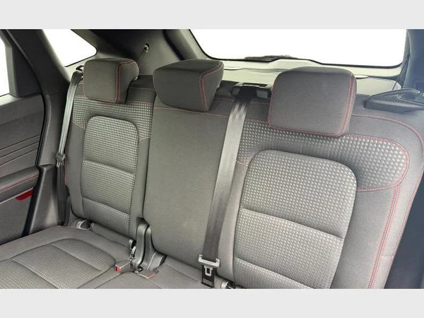 Ford Kuga (2021) — foto 2 van 28