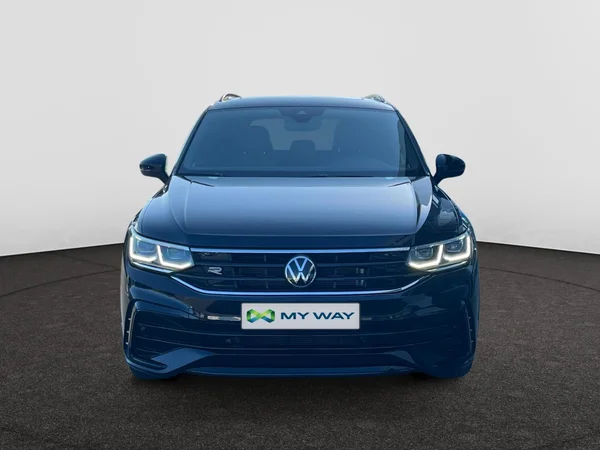 VOLKSWAGEN Tiguan (2023) — foto 19 van 24