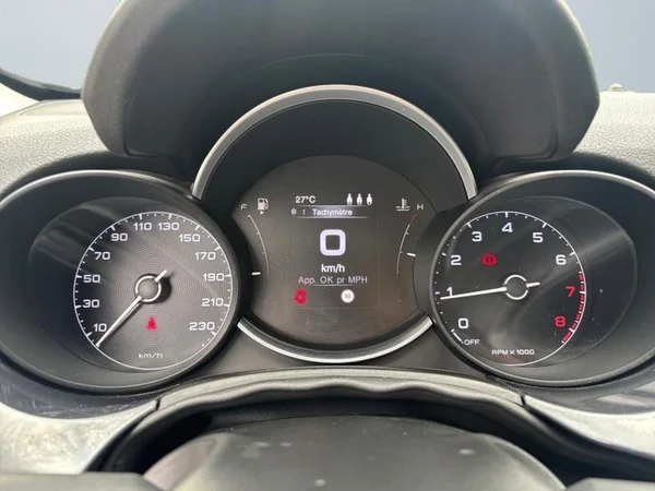 FIAT 500X (2021) — foto 5 van 26