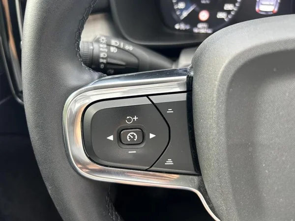 VOLVO XC40 (2022) — foto 21 van 30
