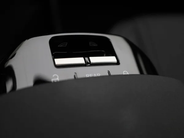 Volvo EX30 (2024) — foto 9 van 40