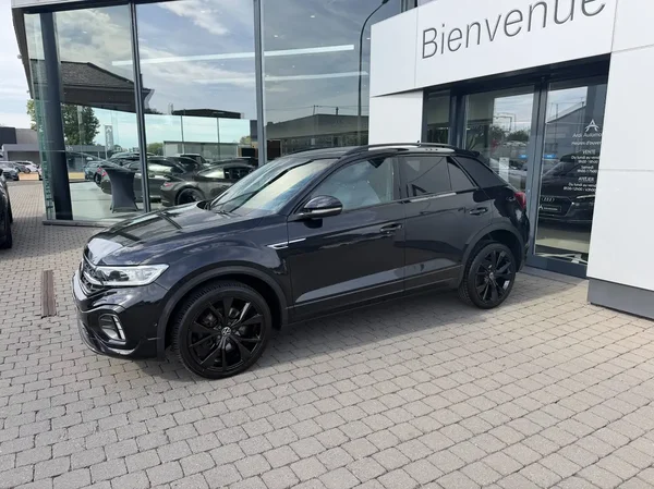 Volkswagen T-Roc (2022) — foto 13 van 24